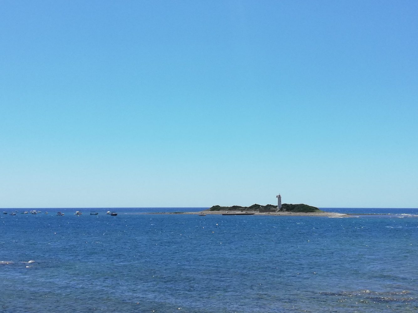 Il faro di punta licosa sull'isola di leucosia il cilentano cilento