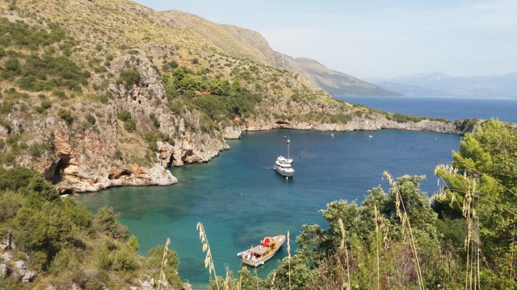 la spiaggia spiaggia di baia degli infreschi, marina di camerota scario (1)