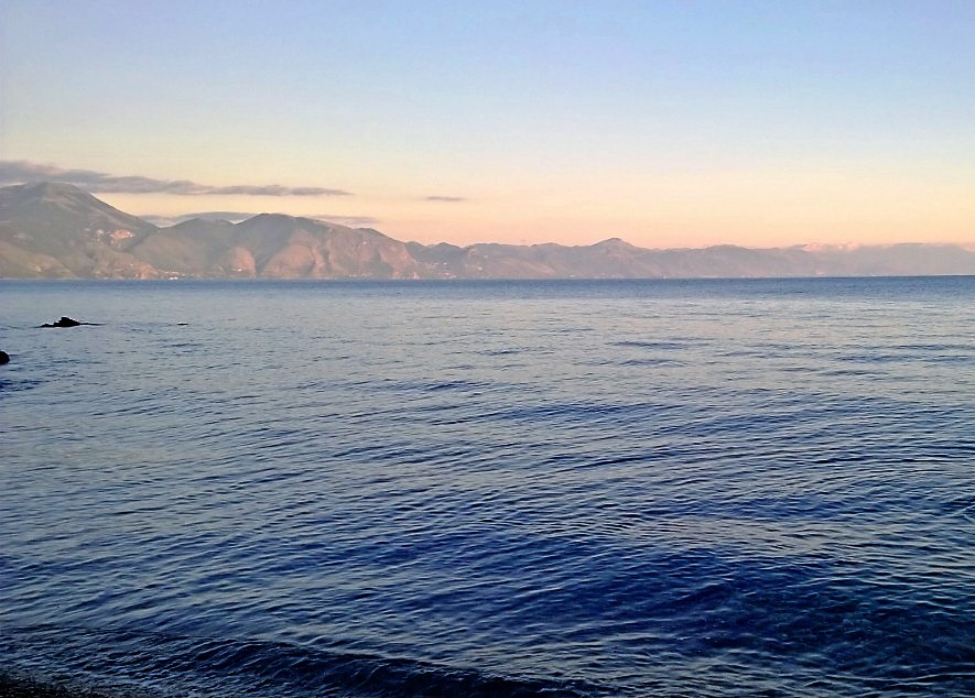 Spiaggia della Tragara San Giovanni a Piro