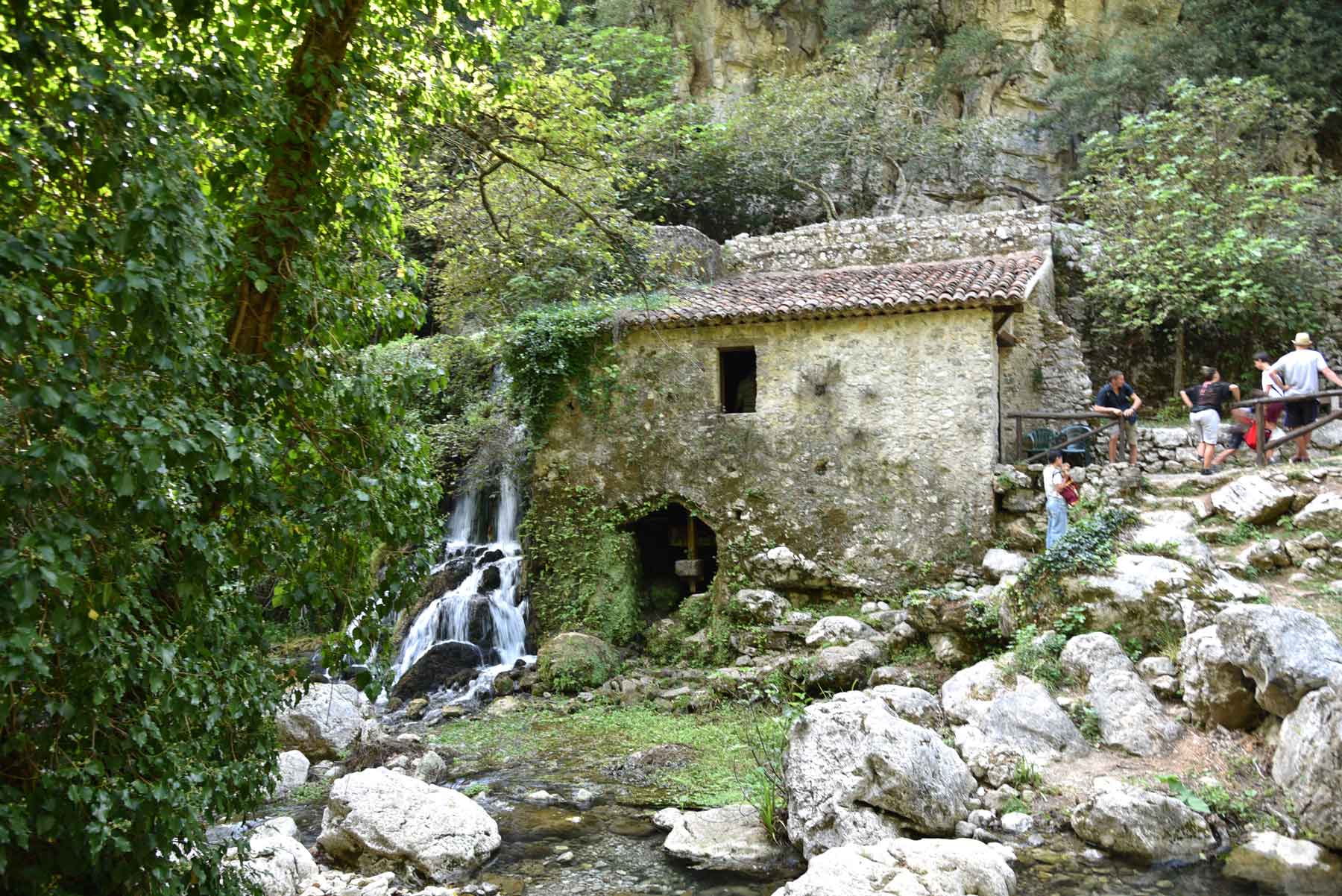 grotte-del-bussento-mulino-di-morigerati-oasi-wwfgrotte-del-bussento-mulino-di-morigerati-oasi-wwf