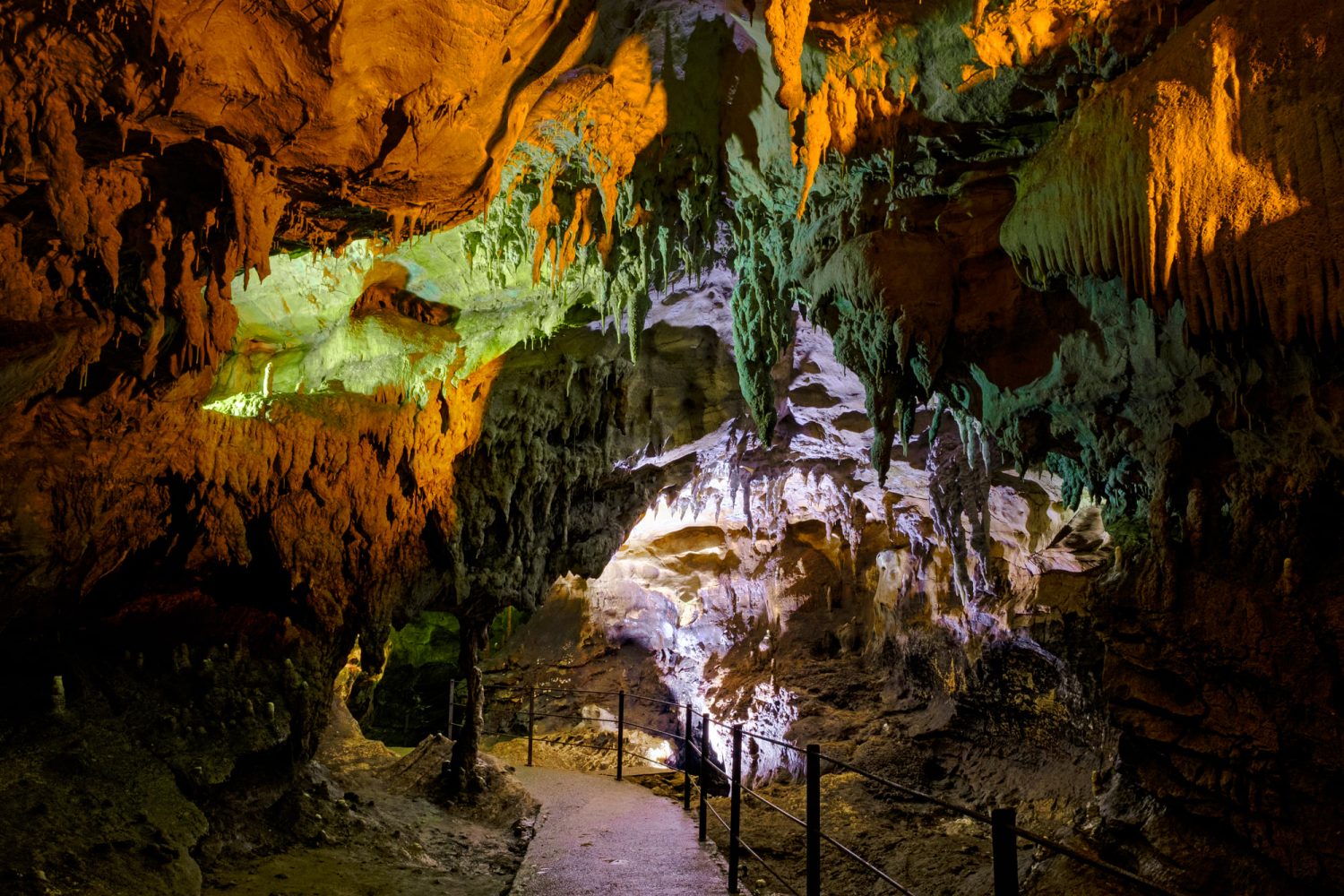 Grotte di Castelcivita